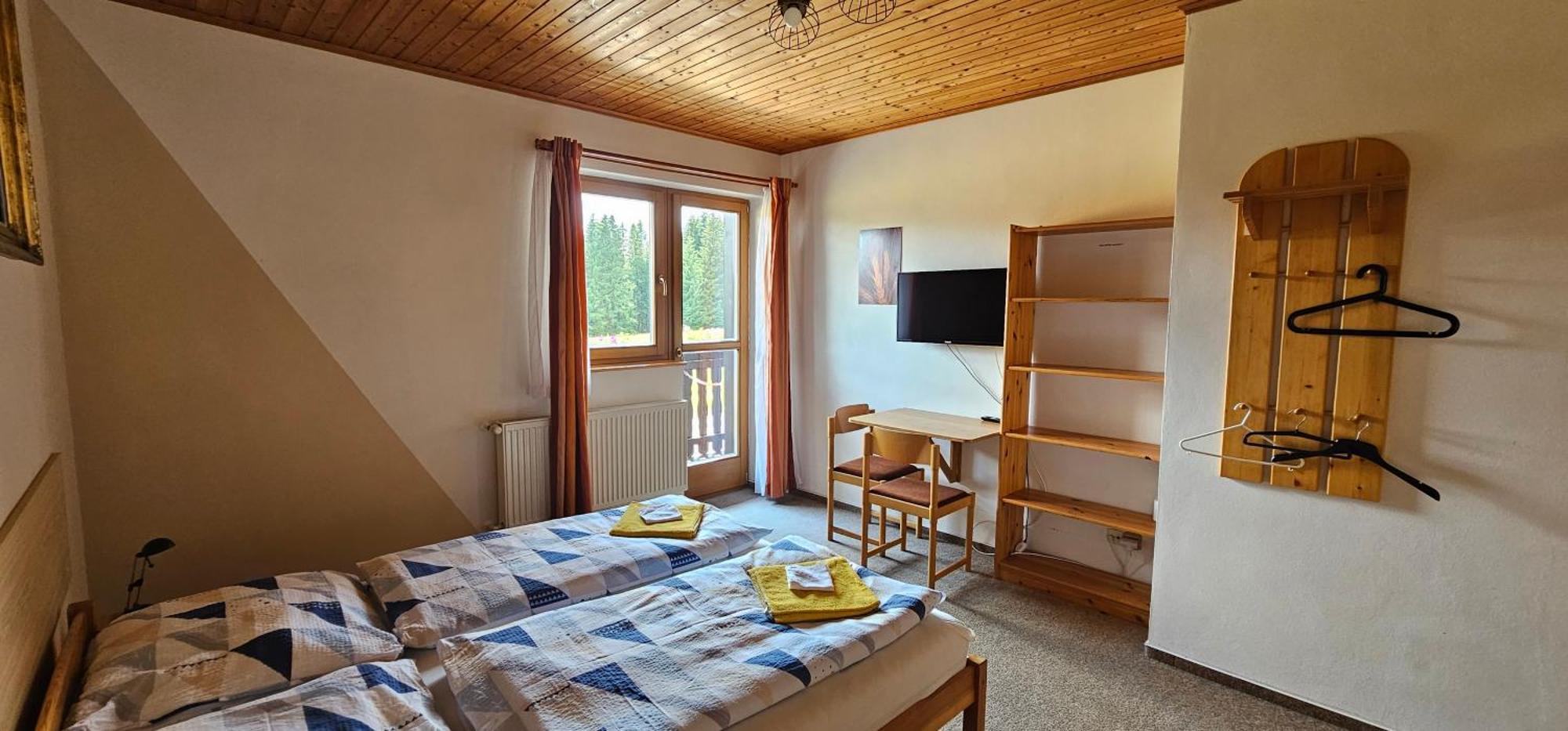 - U Chvalu Homestay *